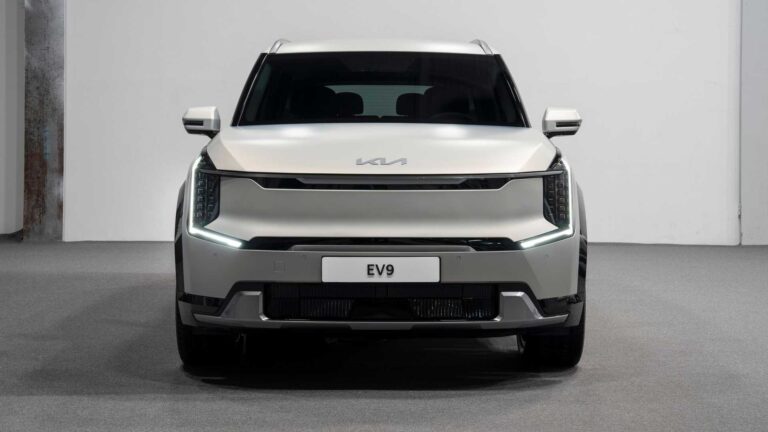 2024 Kia EV9 Deliveries Have Already Begun In South Korea