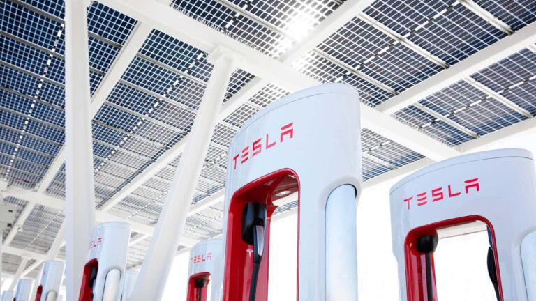 Which Standard Has More Chargers In The US?